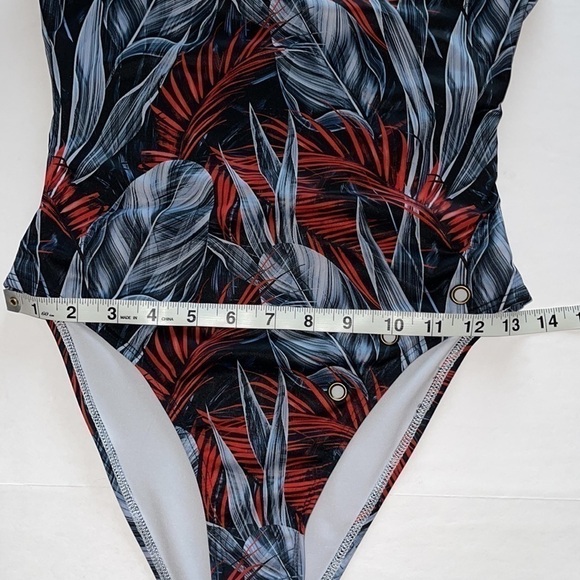 Frederick’s Of Hollywood Black, Red And Gray T Back Strap One Piece Swimsuit - Picture 6 of 7